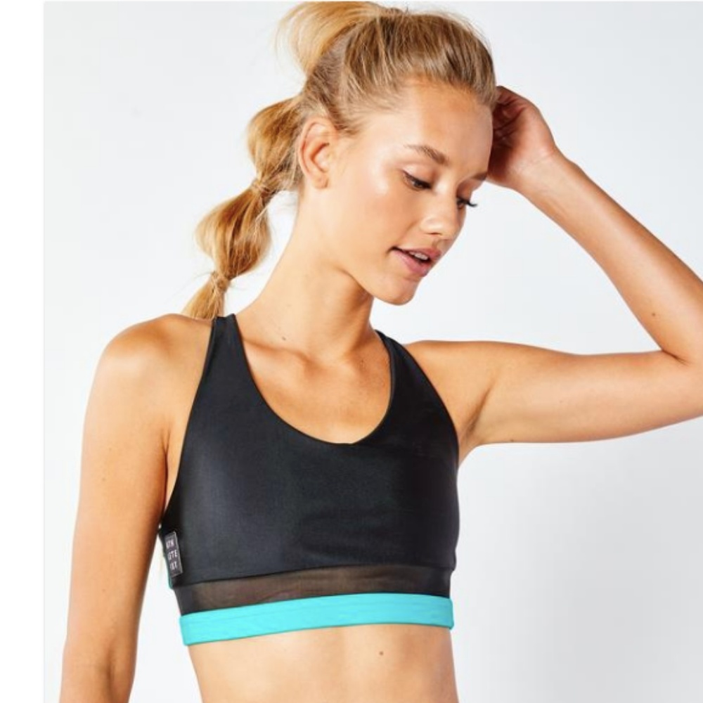 Athleteist Retro Flex Total Triangle Mesh Crop Top - image 2